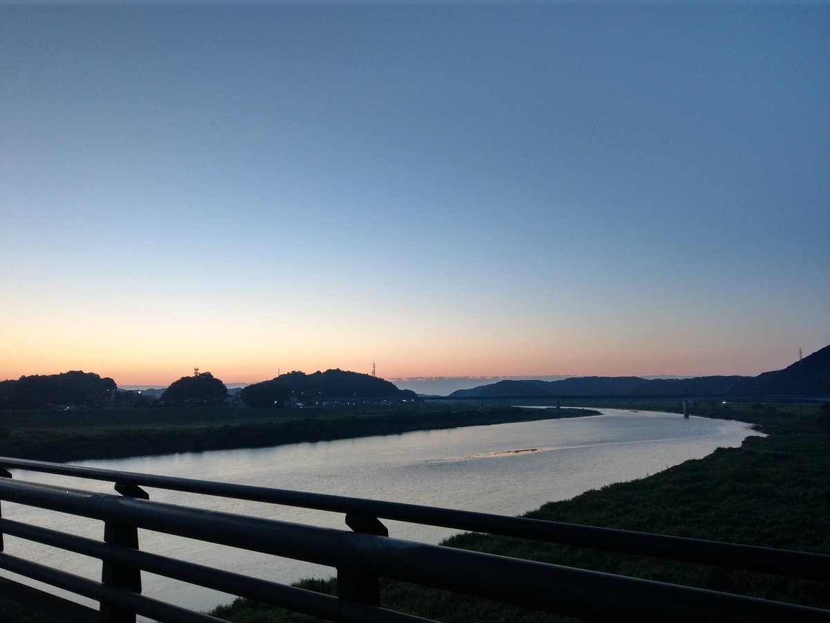 Dawn Over the River Valley, Kochi